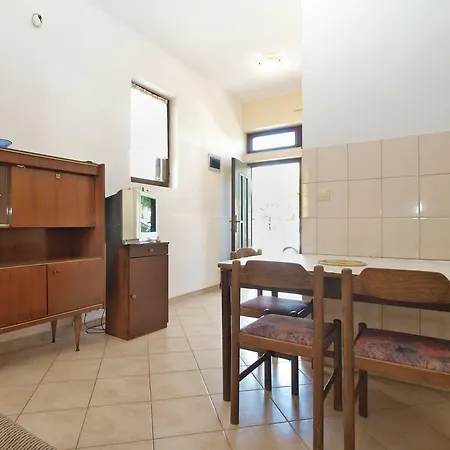 Sonja 695 Apartamento